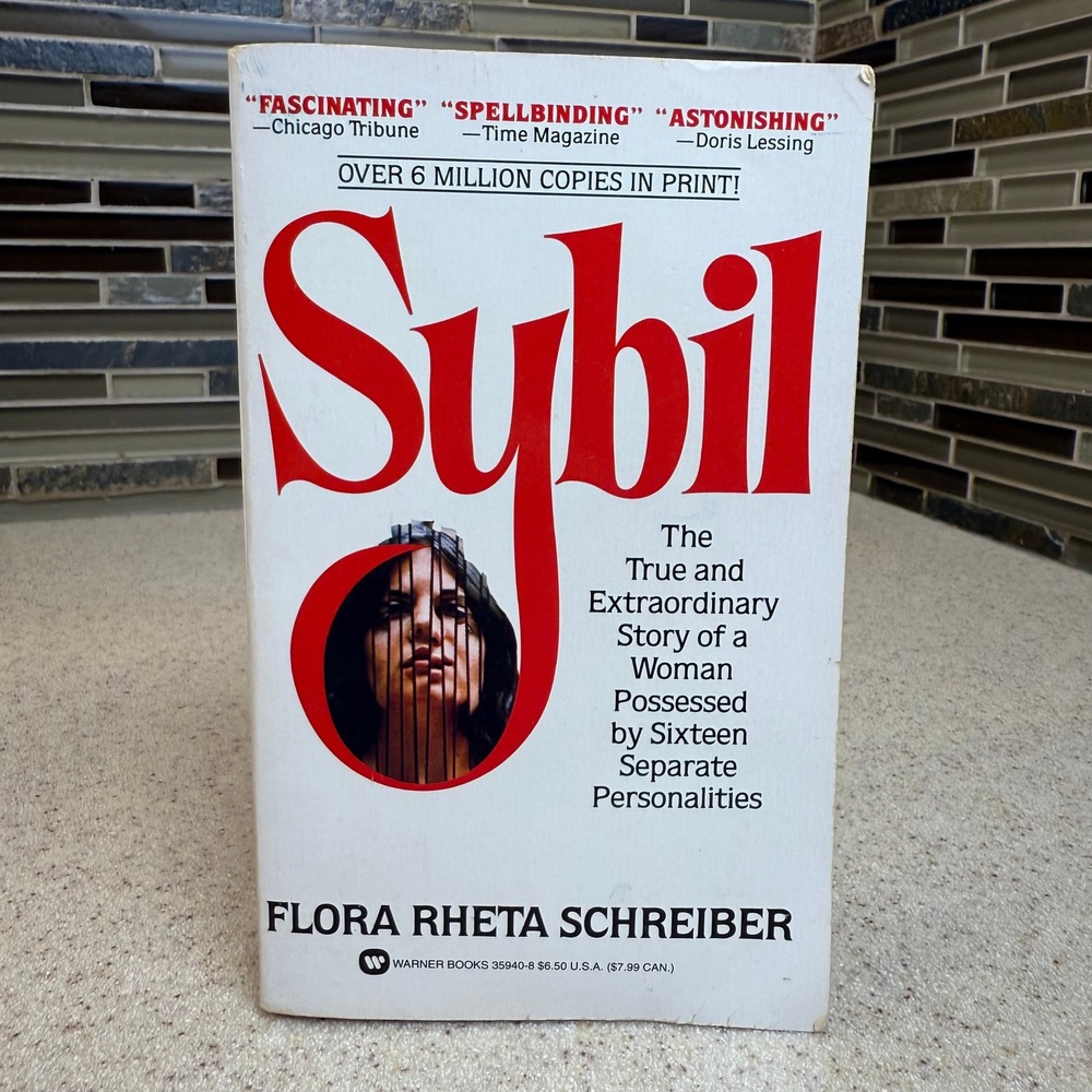 Sybil Flora Rheta Schreiber Warner Books 1974 VTG Paperback Psychology Nonfict
